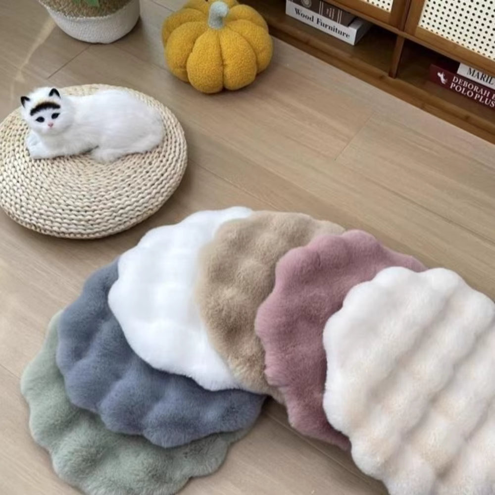 Soft Round Sleeping Bed for Indoor Cats